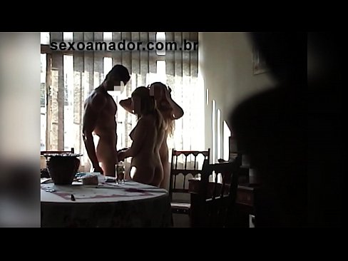 ❤️ Seksaj amikoj invitas gigantan viron kaj triopon kun li ❤️ Anala video ĉe eo.nudexxx.ru ☑