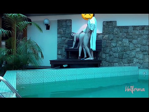 ❤️ Estro invitas servistinon al la naĝejo, sed ne povis rezisti varmegon ❤️ Anala video ĉe eo.nudexxx.ru ☑